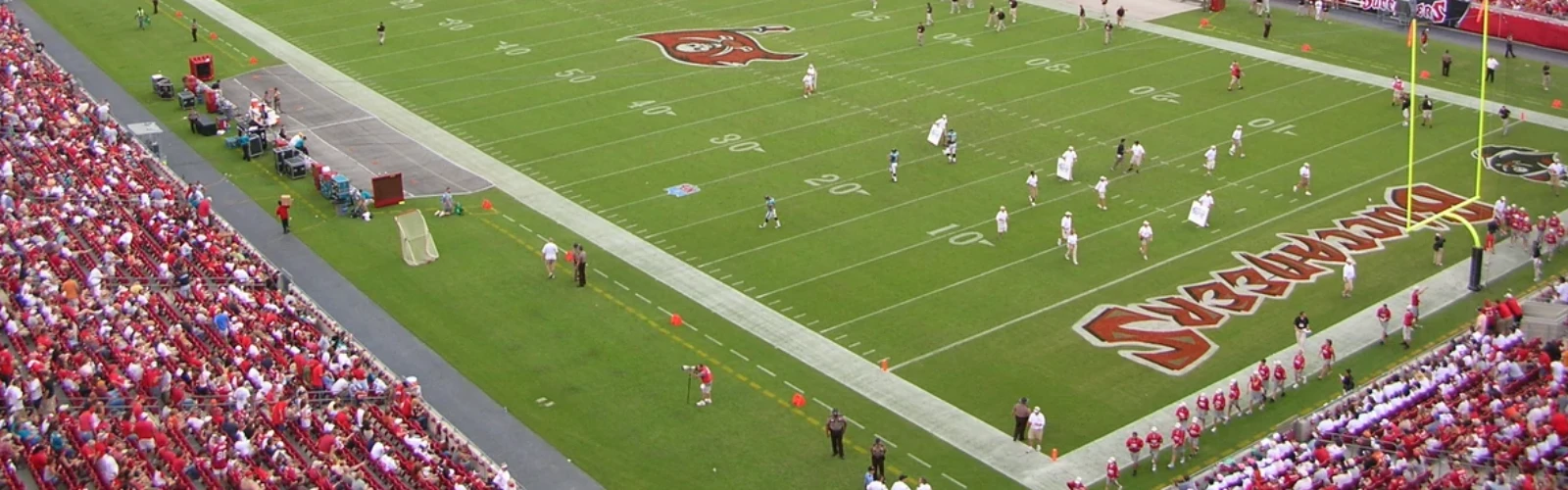Skip the Traffic: Stay at These Hotels Walking Distance to Raymond James Stadium