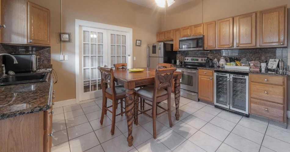 Skip the Traffic: Stay at These Hotels Walking Distance to Raymond James Stadium