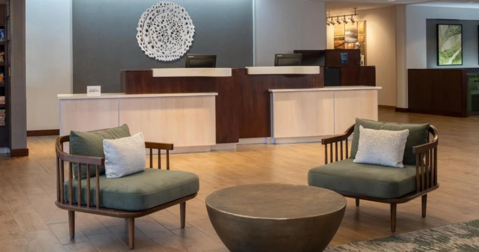 From Kickoff to Comfort: Top Hotels Near Raymond James Stadium in Tampa
